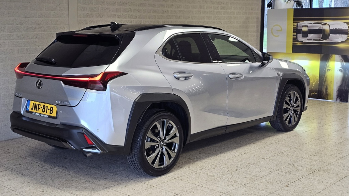 Foto van Lexus Lexus Ux250h