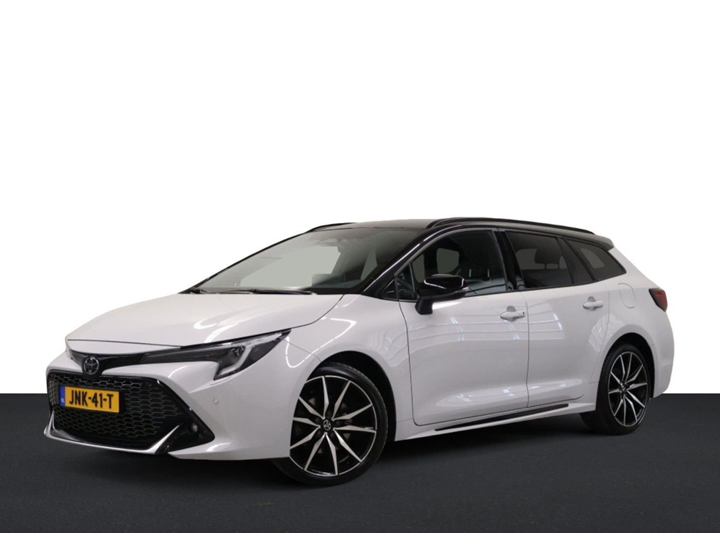 Toyota Corolla Hybrid 200 Business GR Sport Plus 2023 - voorkant