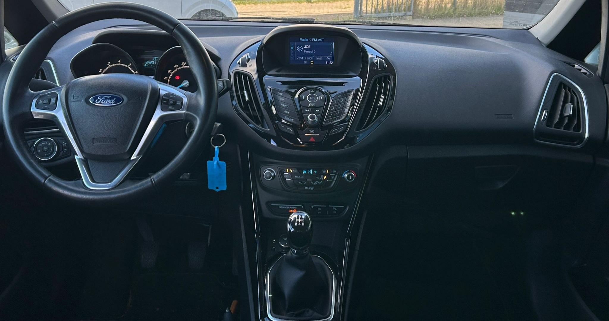 Foto van Ford B-max