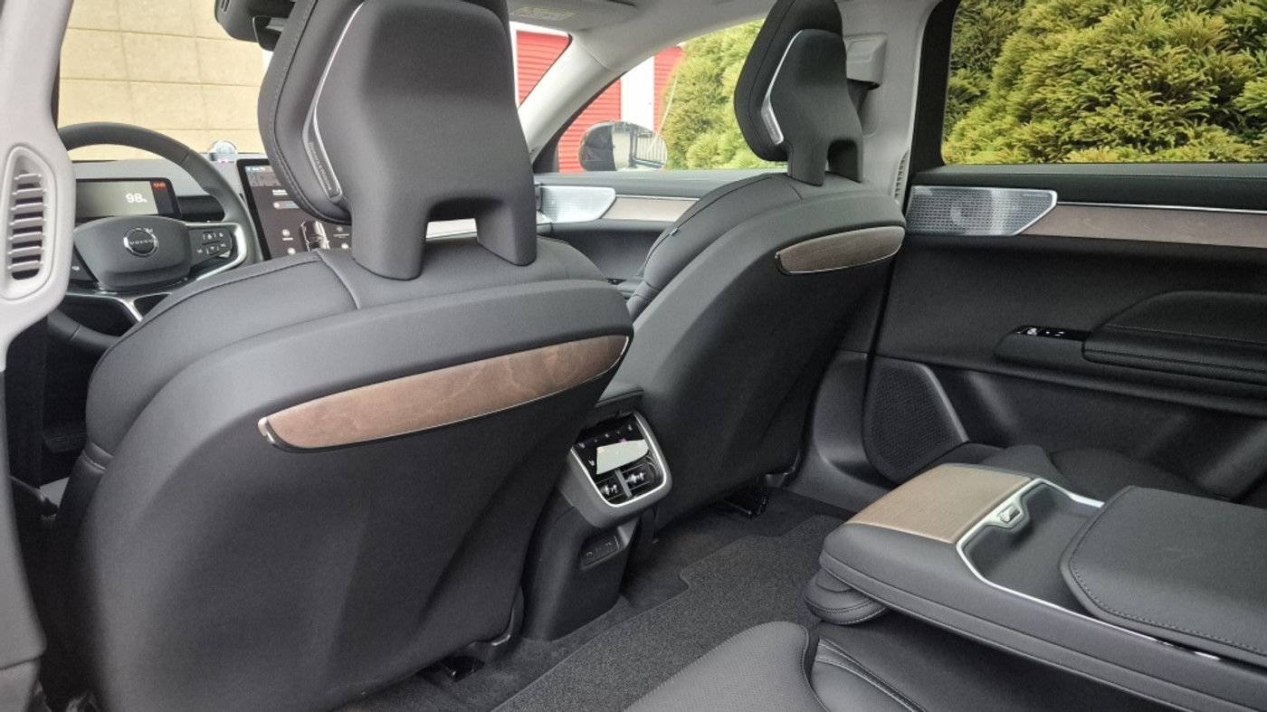 Foto van Volvo Es90