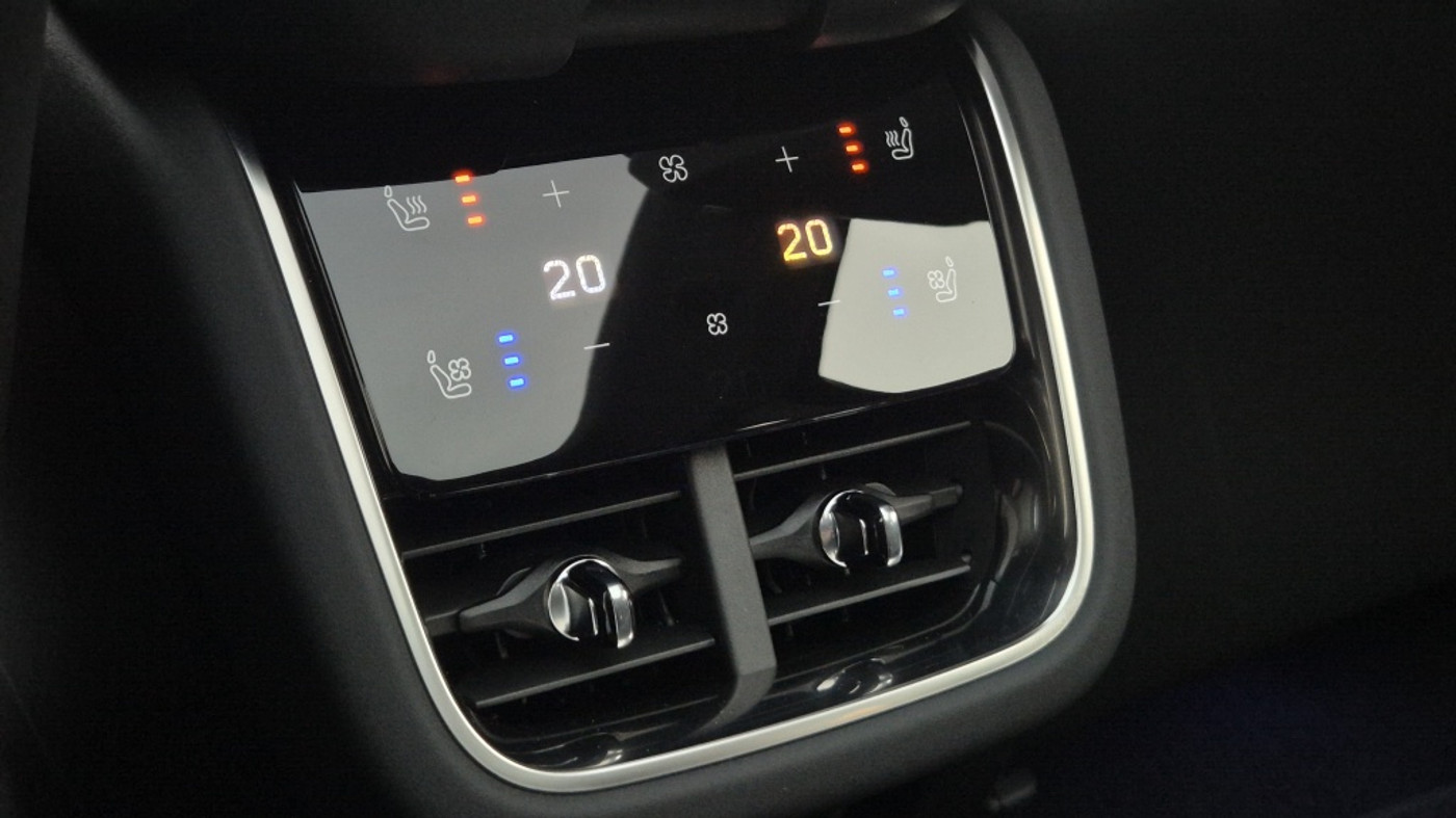 Foto van Volvo Es90