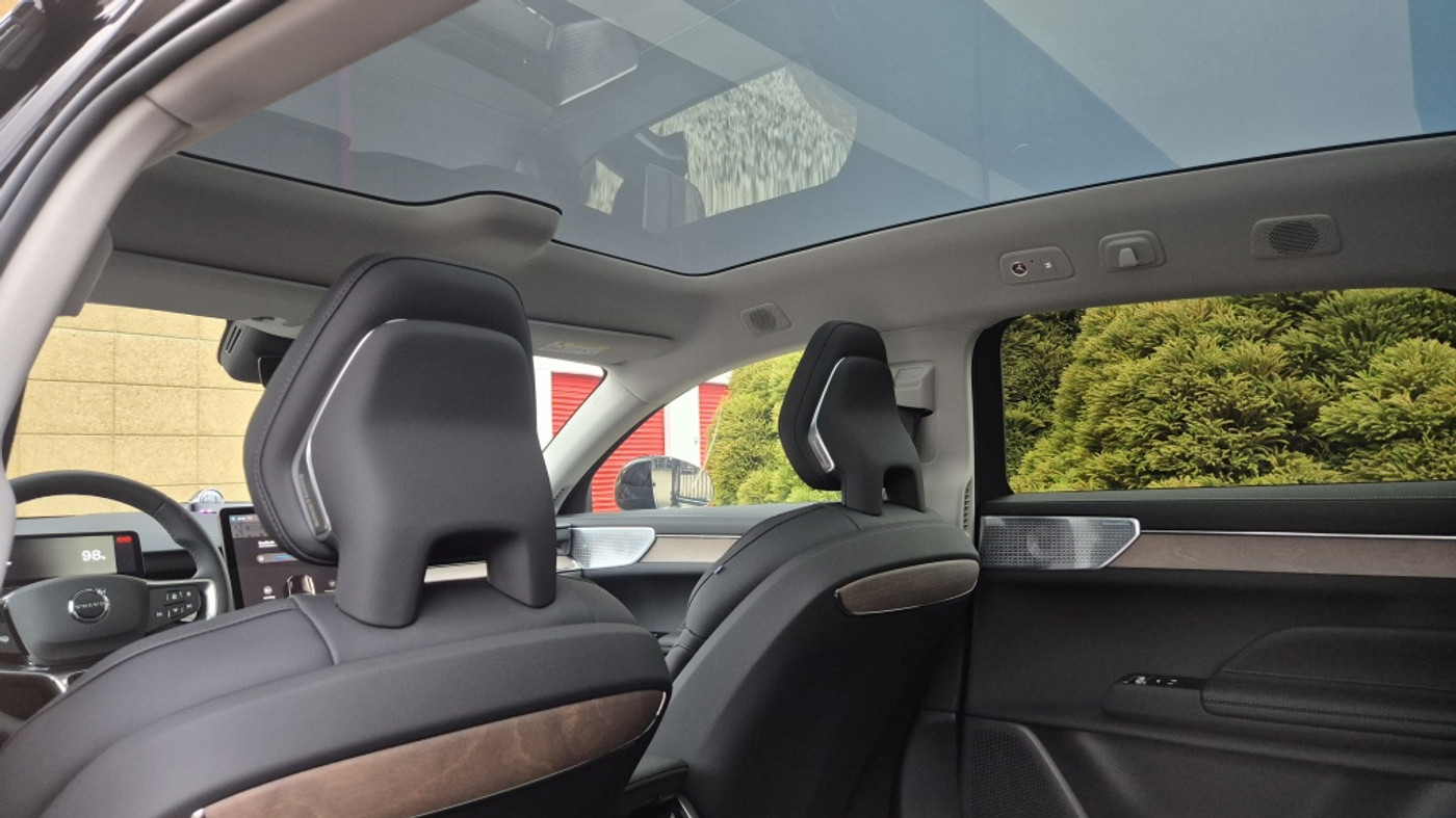 Foto van Volvo Es90