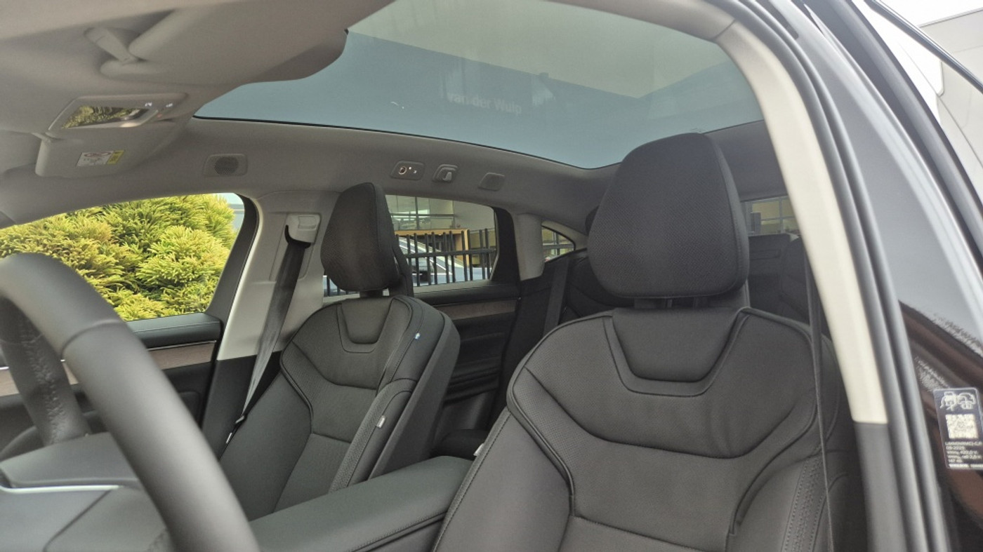 Foto van Volvo Es90