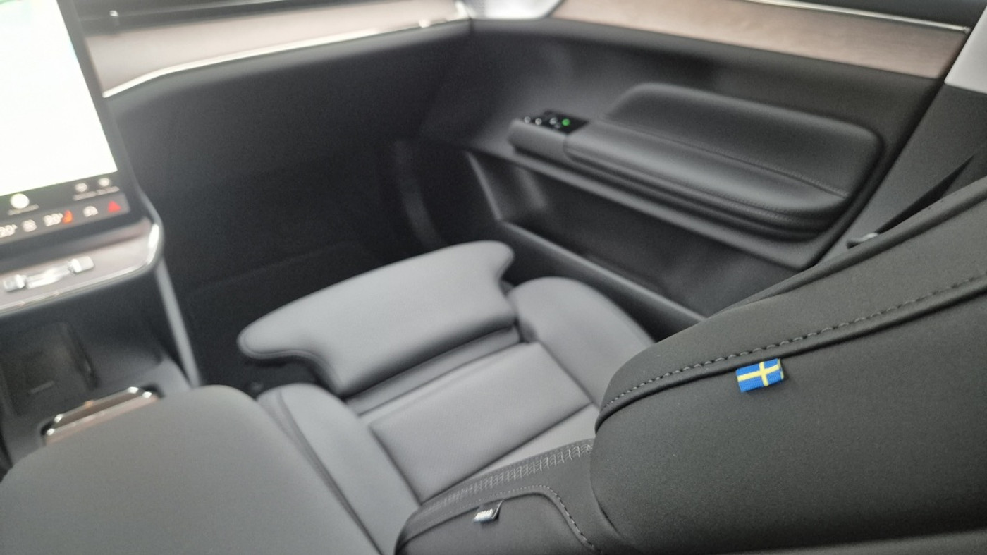 Foto van Volvo Es90