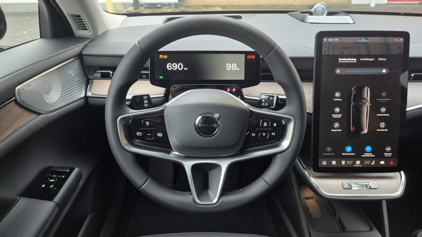 Foto van Volvo Es90
