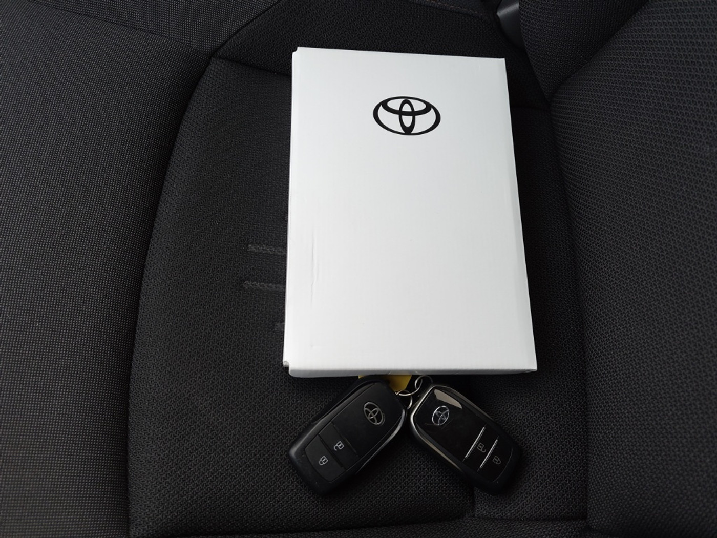 Foto van Toyota Toyota C-hr