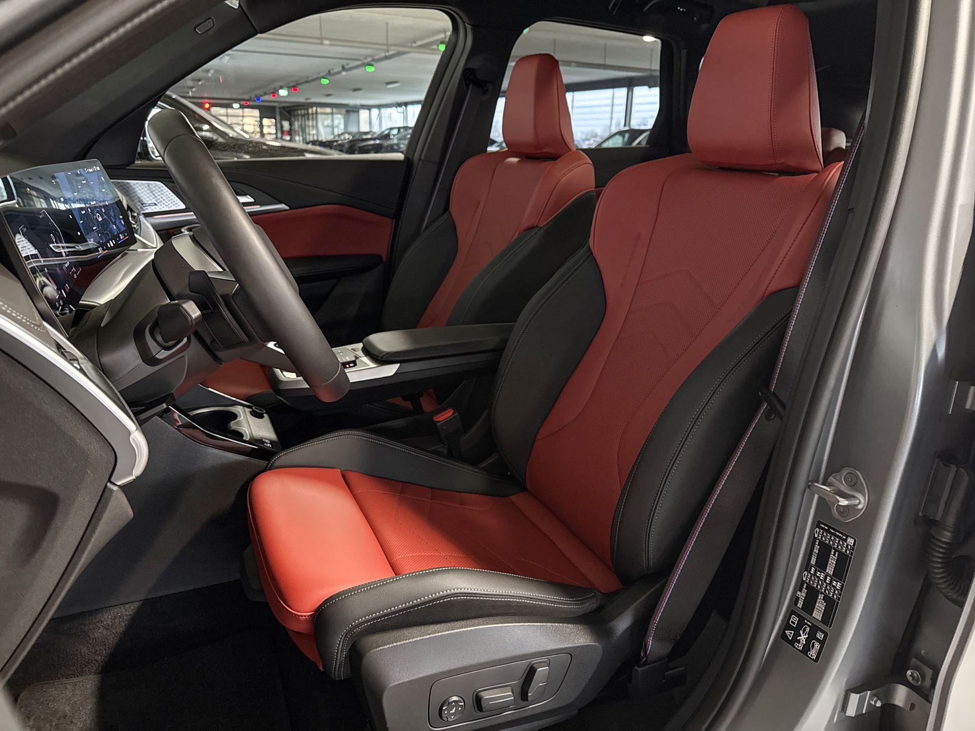 Foto van BMW X1 Xdrive23i