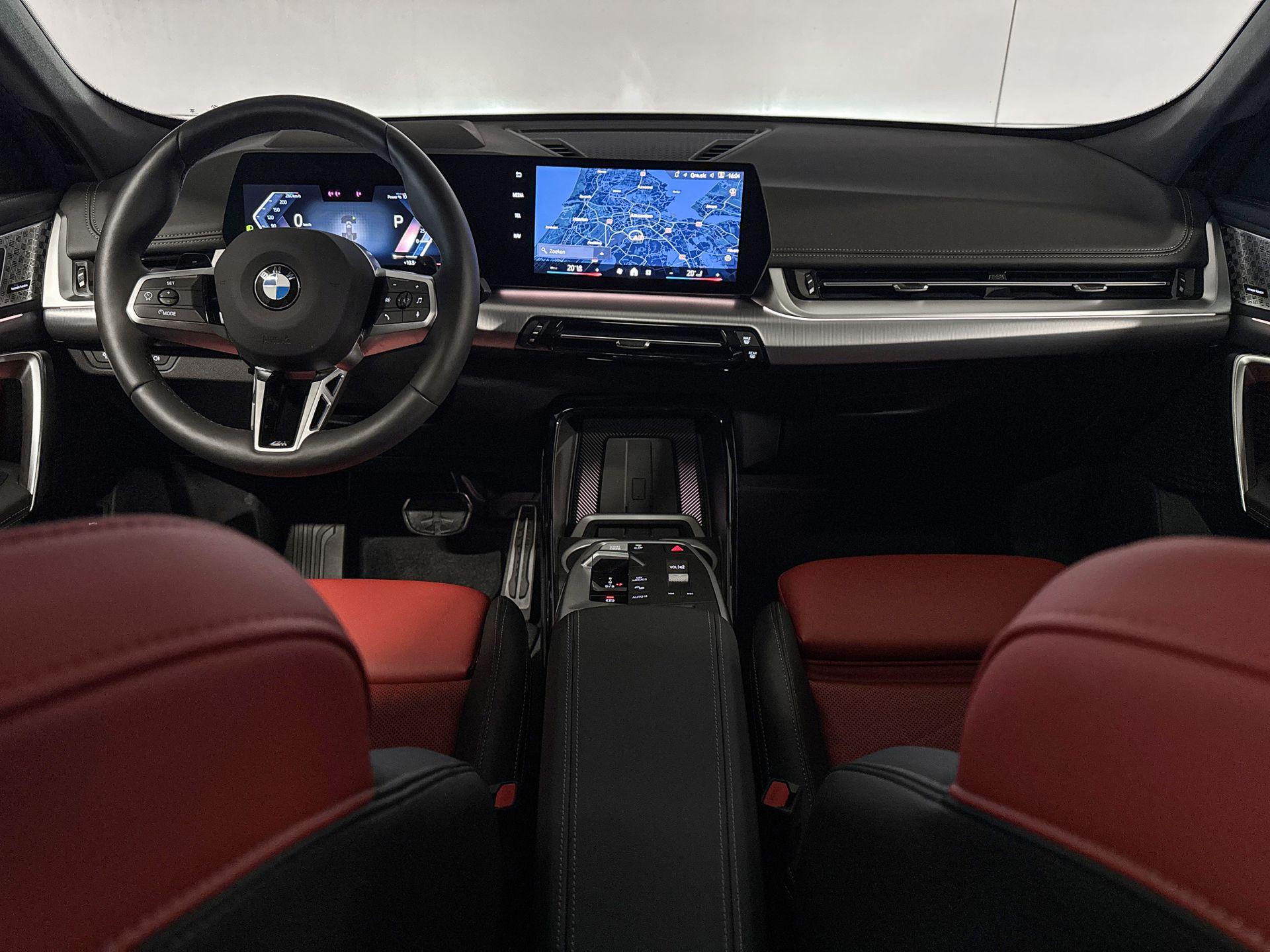 Foto van BMW X1 Xdrive23i