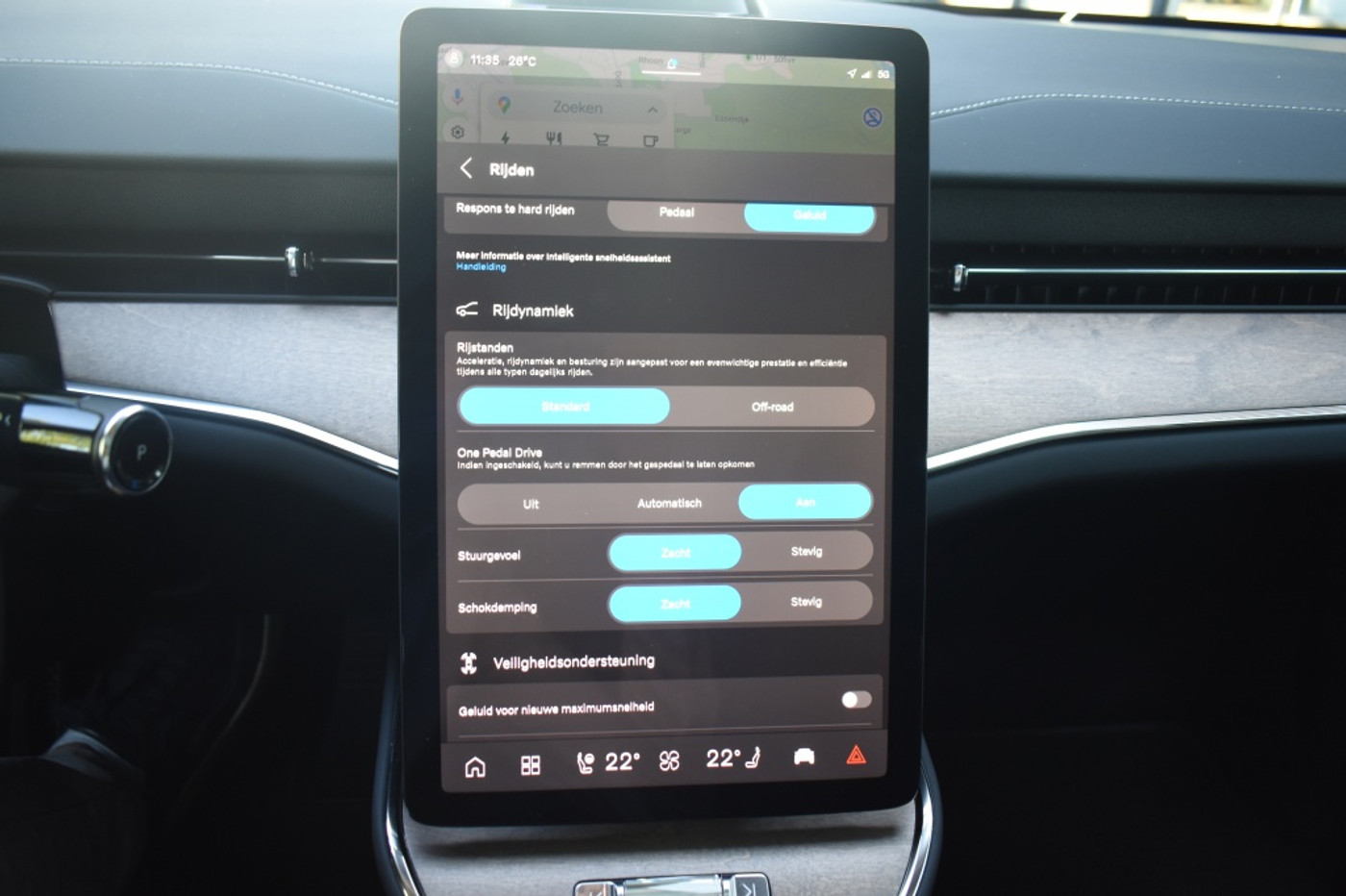 Foto van Volvo Es90