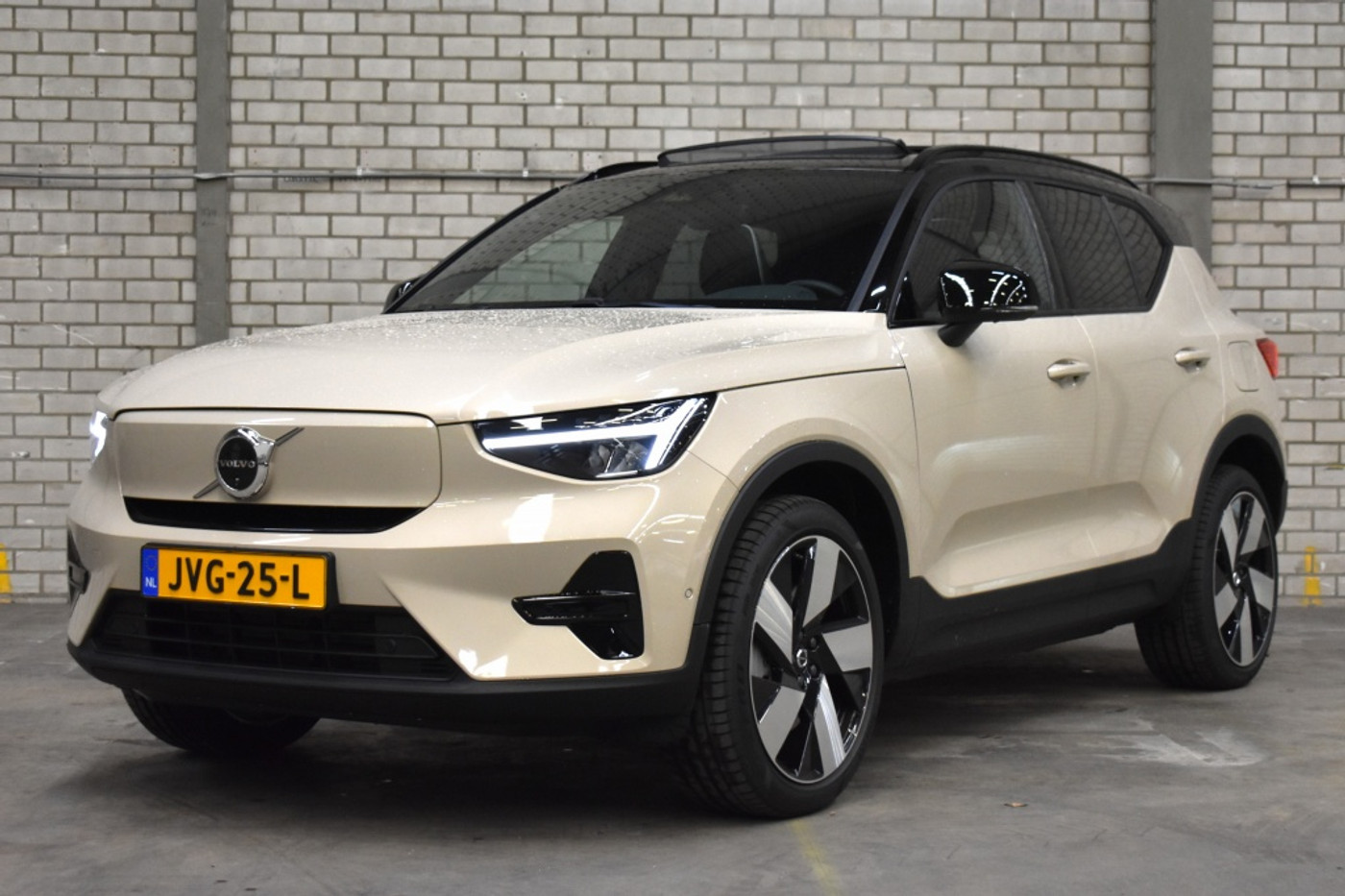 Foto van Volvo Ex40