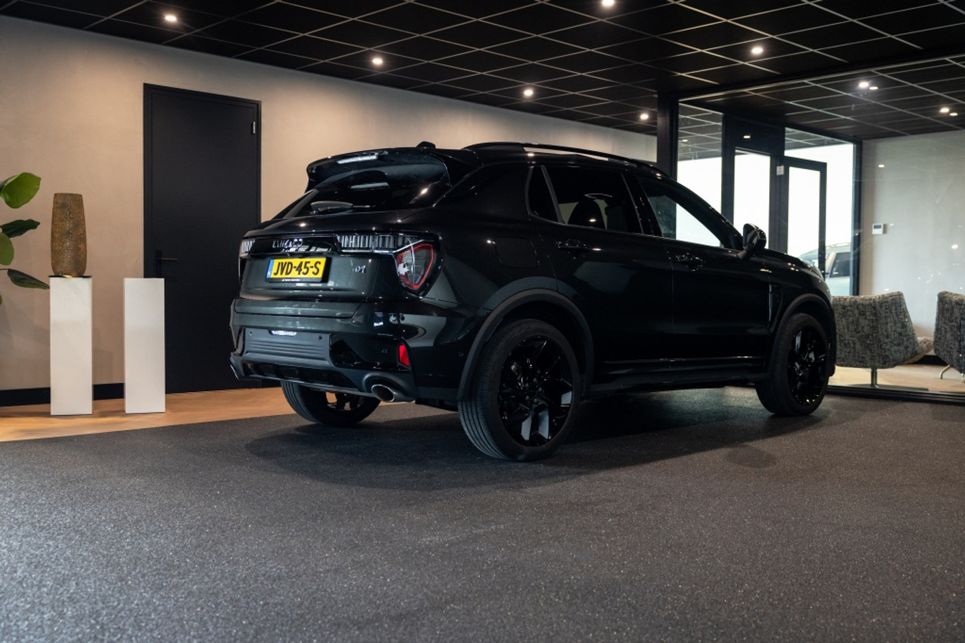 Foto van Lynk&co LYNK & Co 01