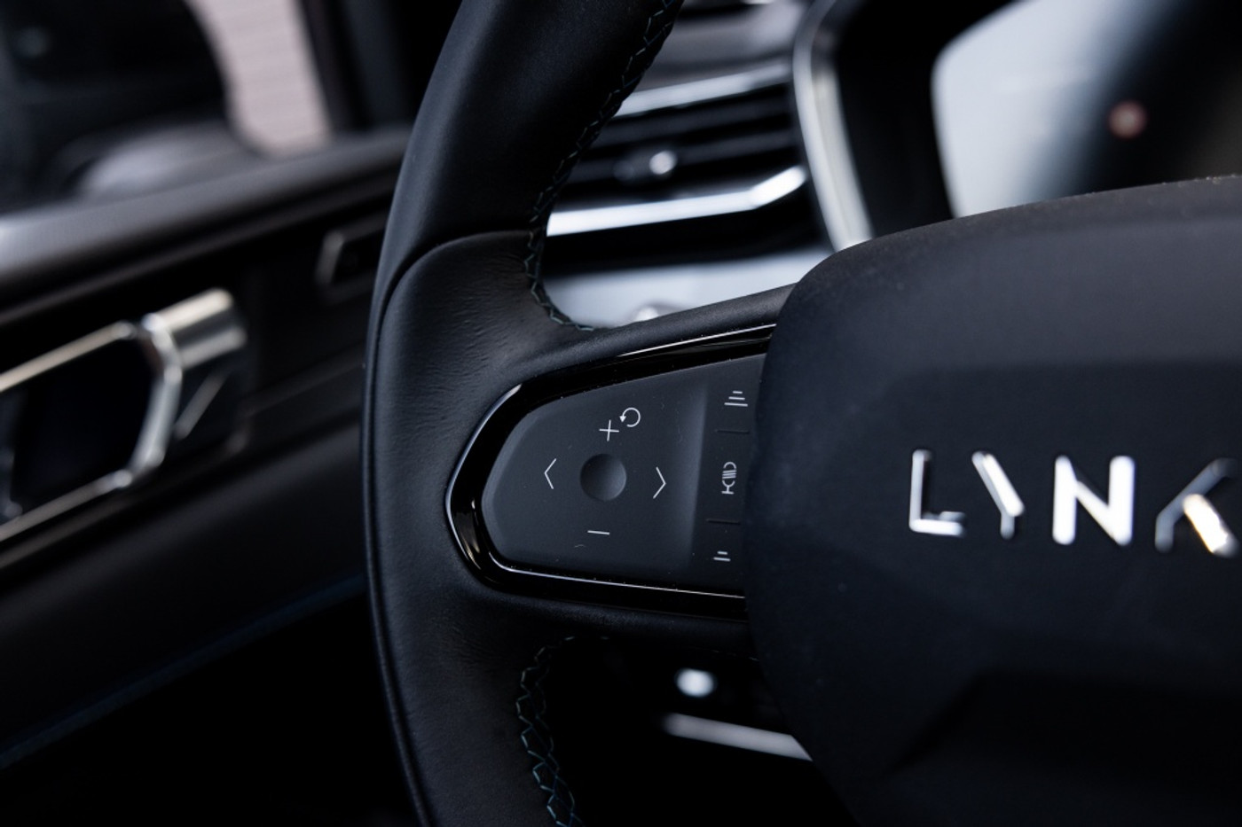 Foto van Lynk&co LYNK & Co 01