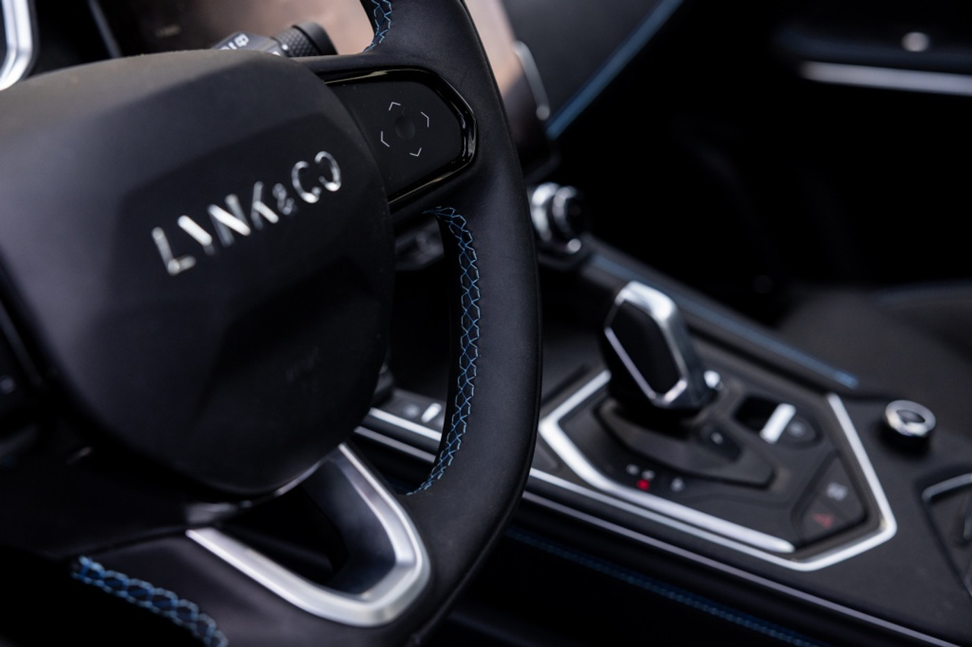 Foto van Lynk&co LYNK & Co 01