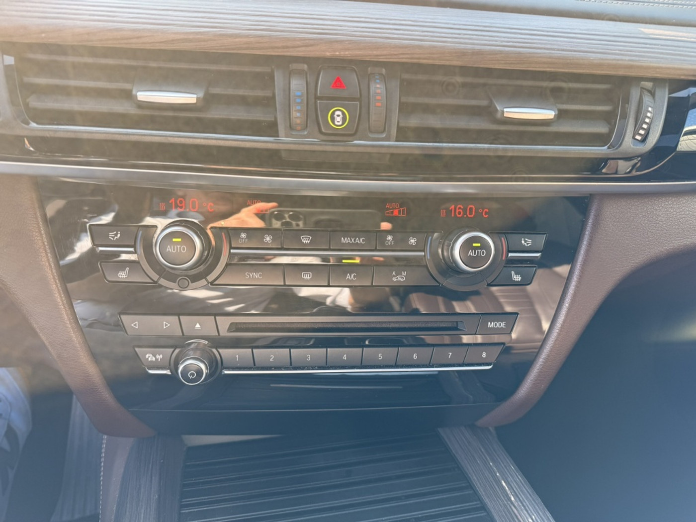 Foto van BMW X5 Xdrive40e