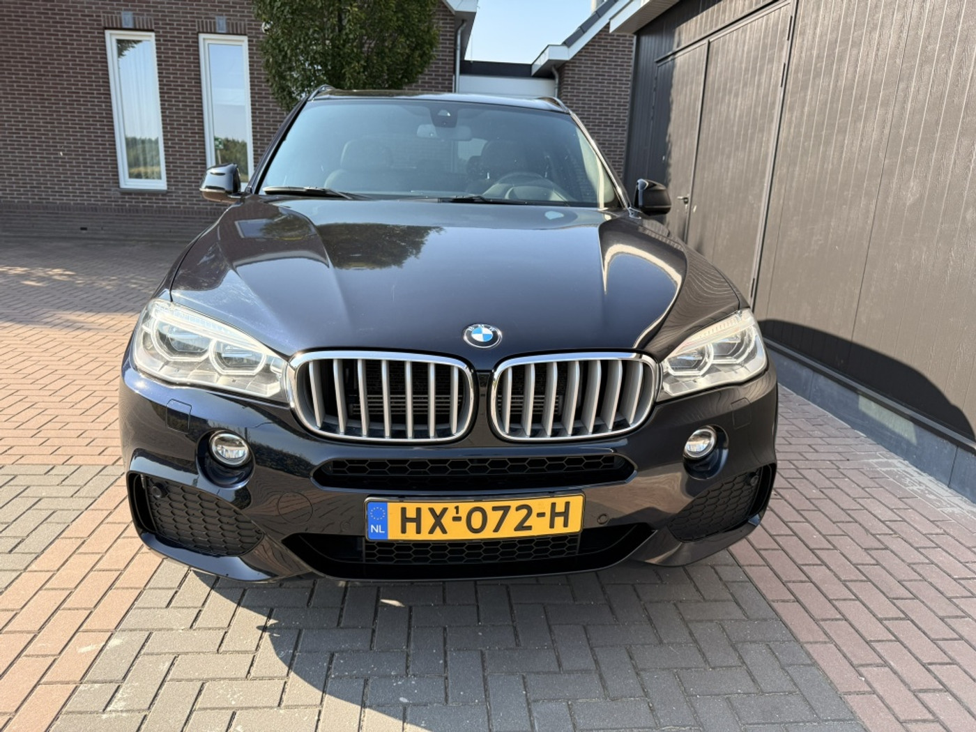Foto van BMW X5 Xdrive40e