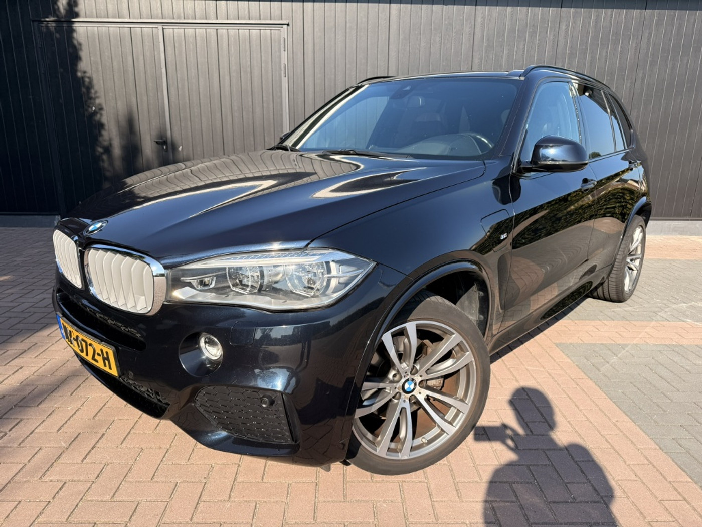 Foto van BMW X5 Xdrive40e