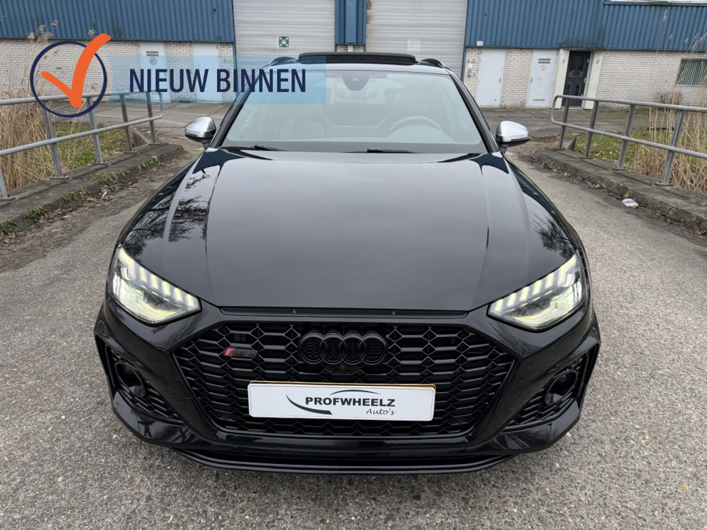 Audi RS 4 Avant 2.9 TFSI quattro Pano/Ceramic/360/B&O 2022 - voorkant
