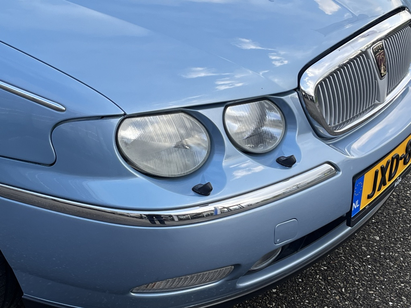 Foto van Rover 75