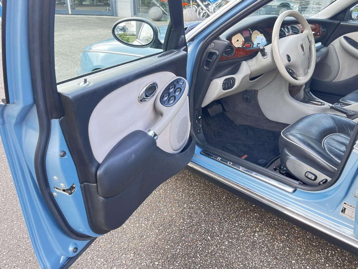 Foto van Rover 75