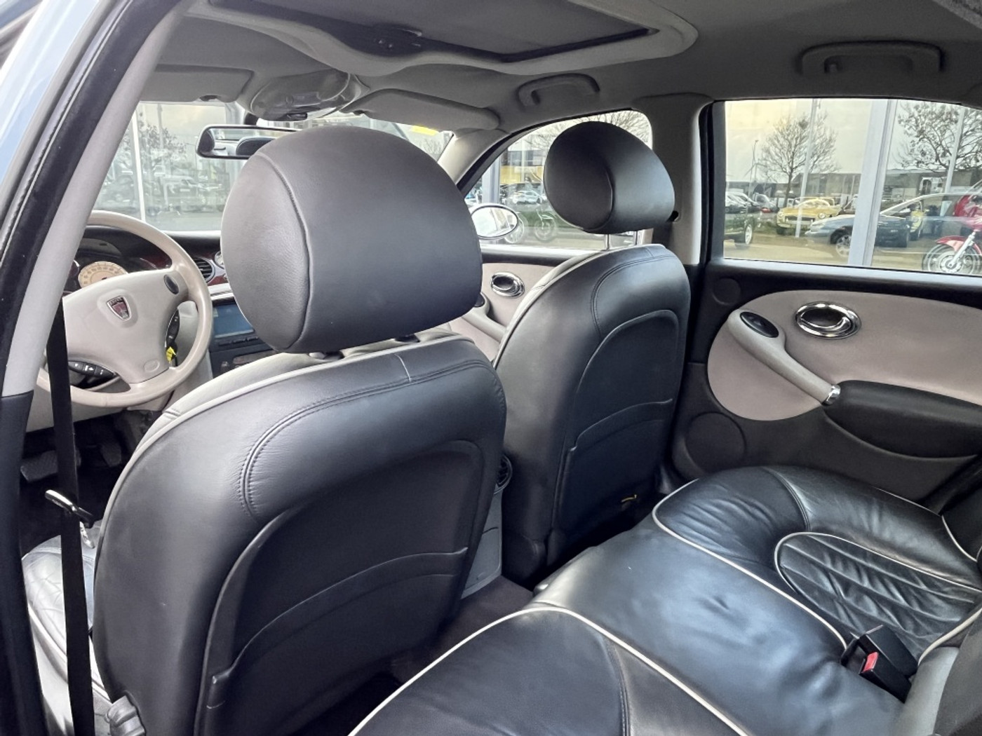 Foto van Rover 75