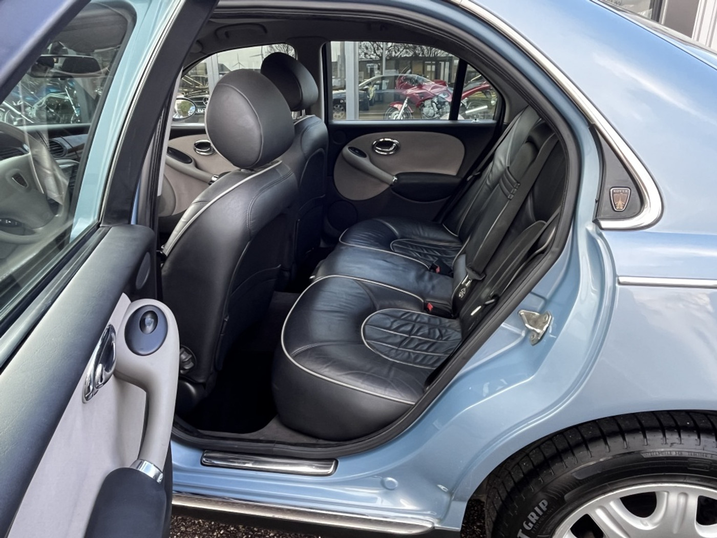 Foto van Rover 75