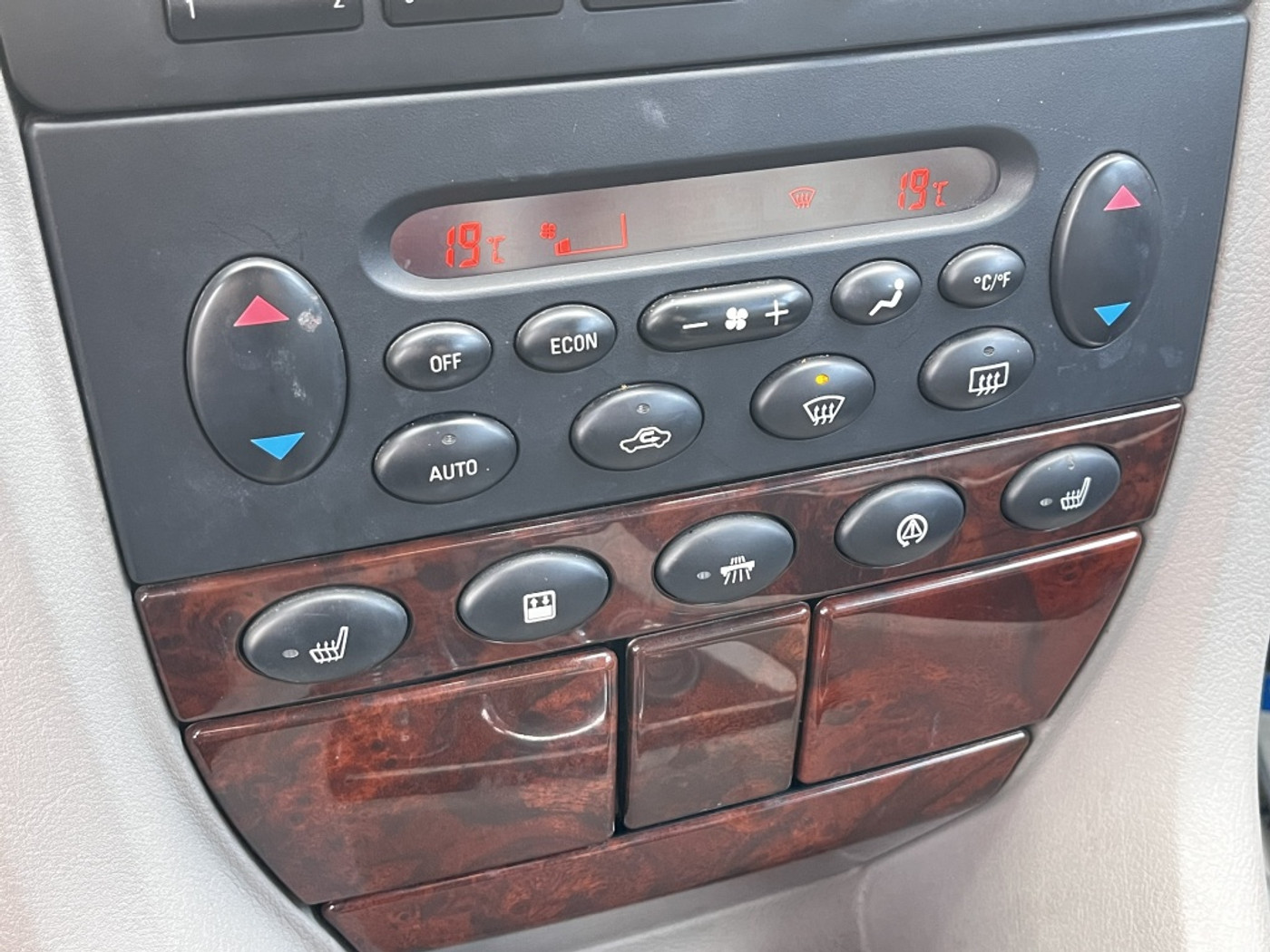 Foto van Rover 75