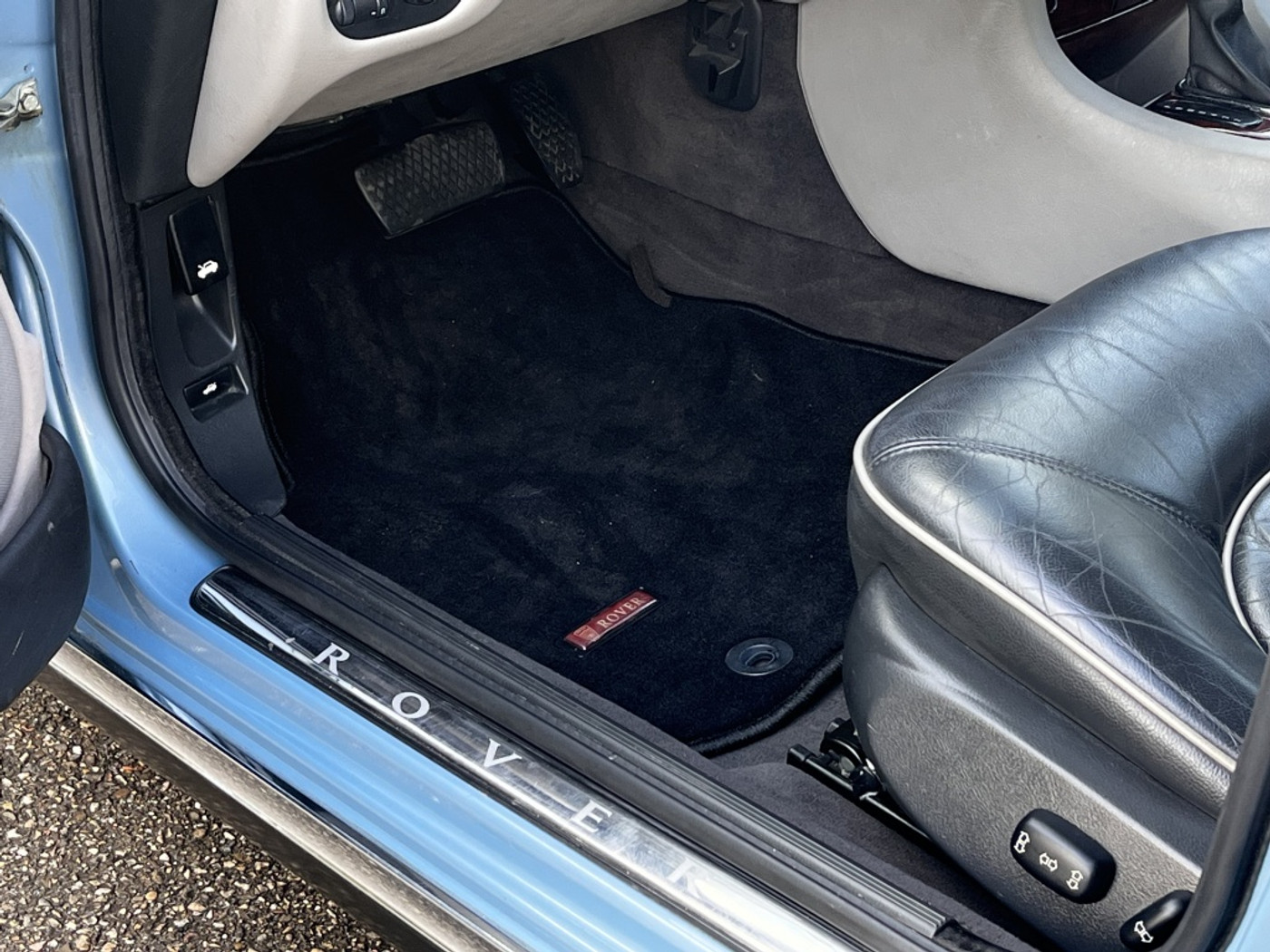 Foto van Rover 75