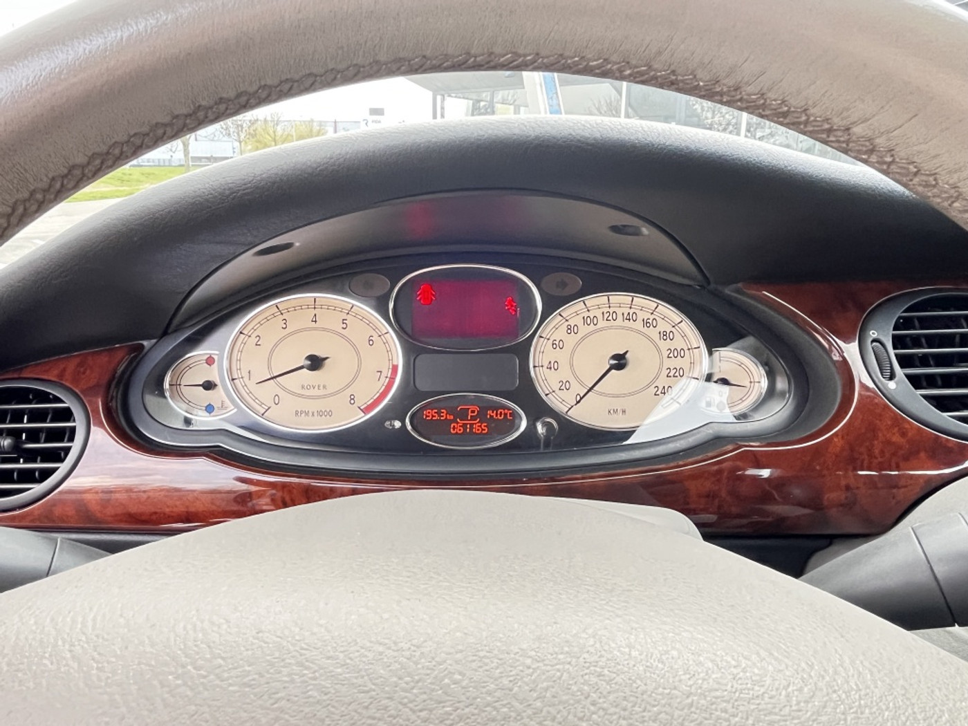 Foto van Rover 75