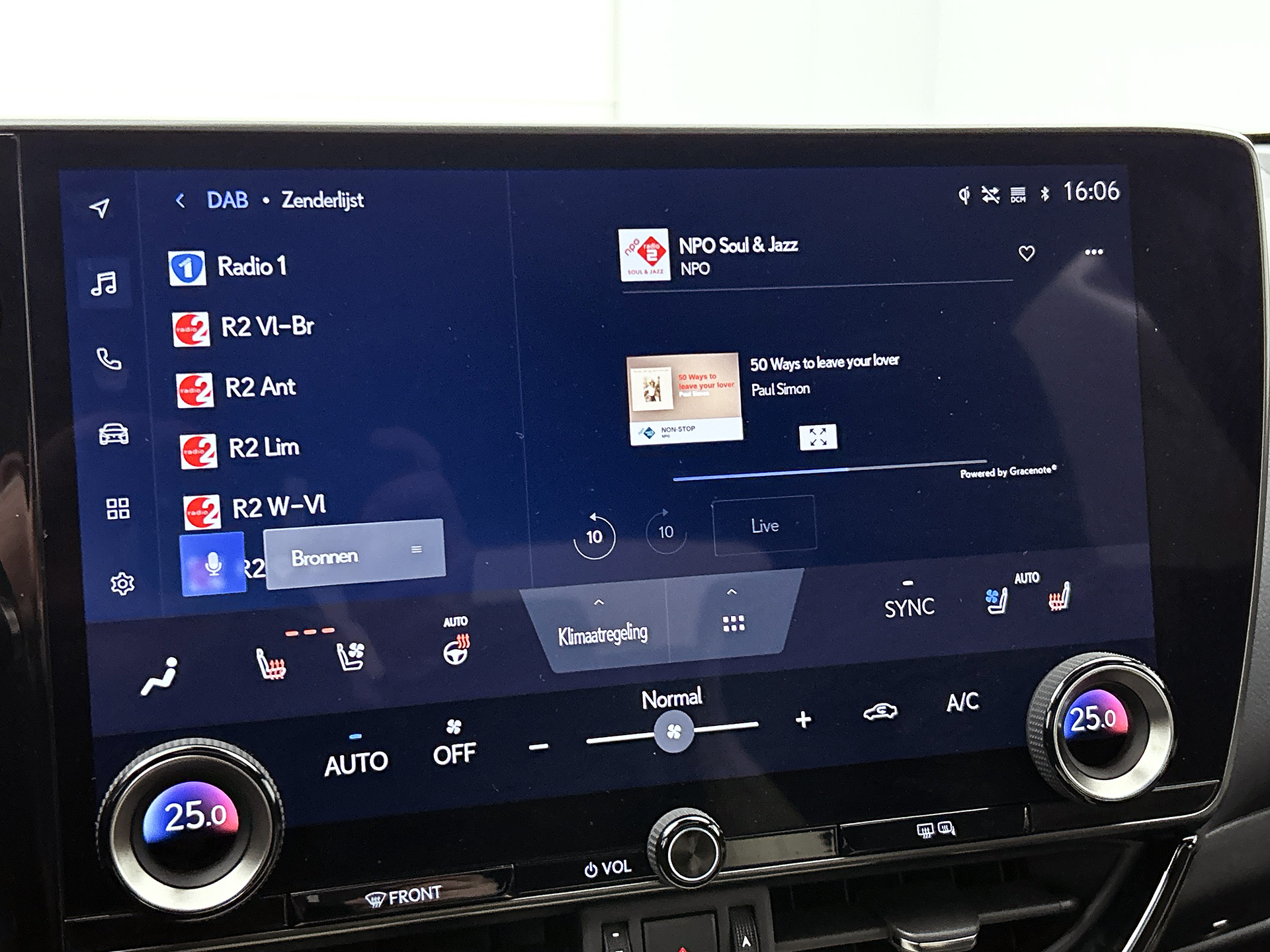 Foto van Lexus NX