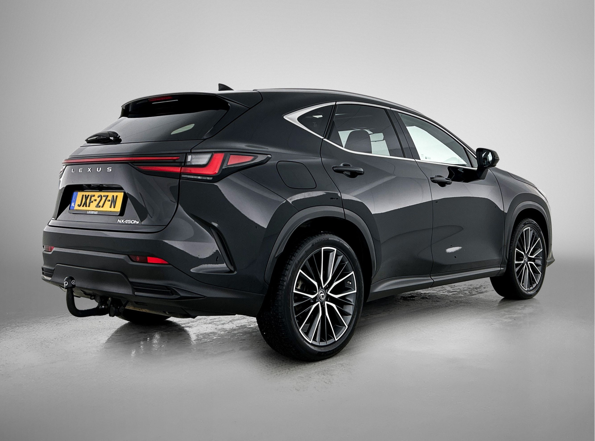 Foto van Lexus NX