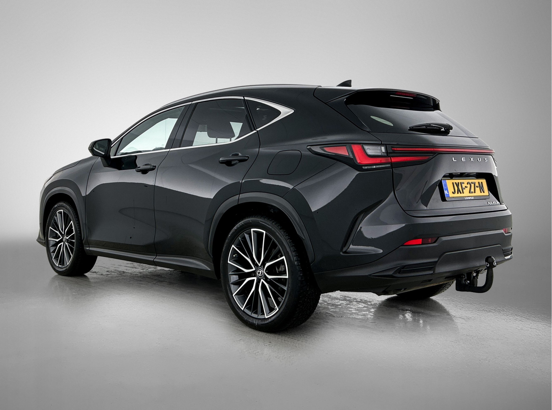 Foto van Lexus NX