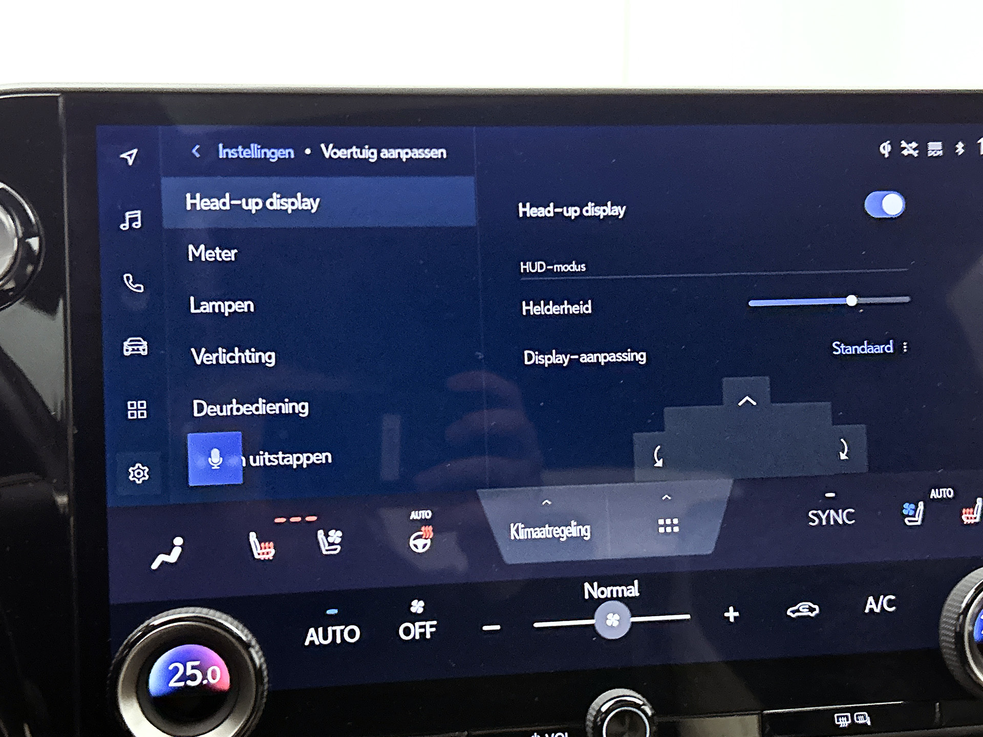 Foto van Lexus NX
