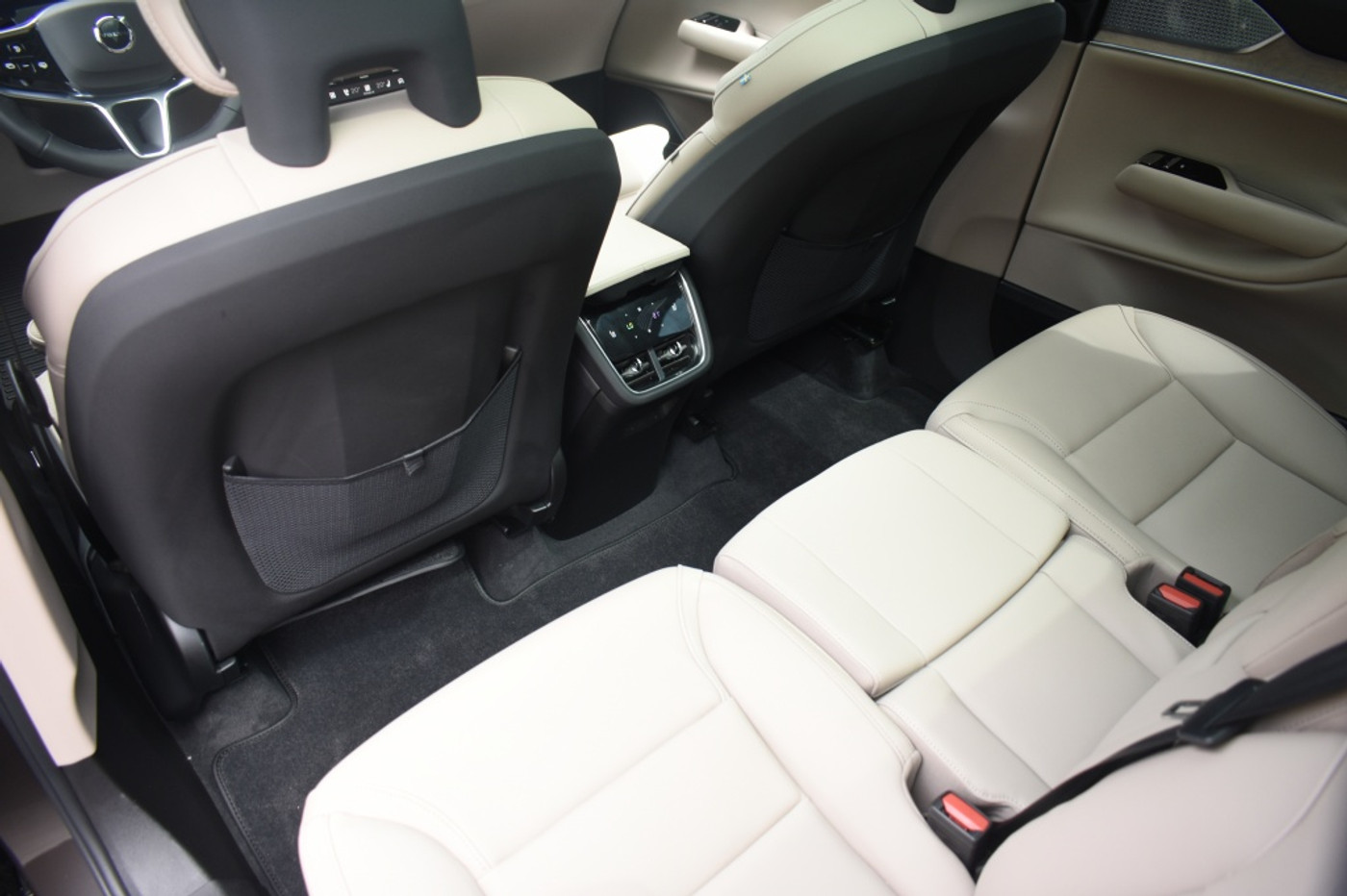Foto van Volvo Ex90