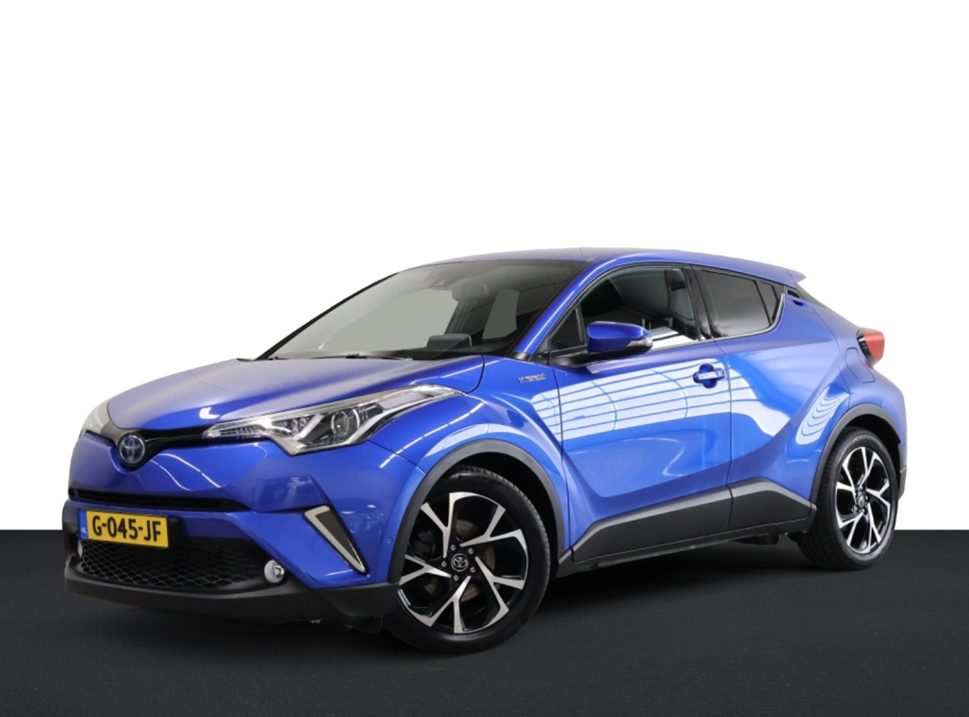 Toyota Toyota C-hr 1.8 Hybrid Style| Trekhaak| Camera| Stoel.verw| Adap.cruise 2019 - voorkant