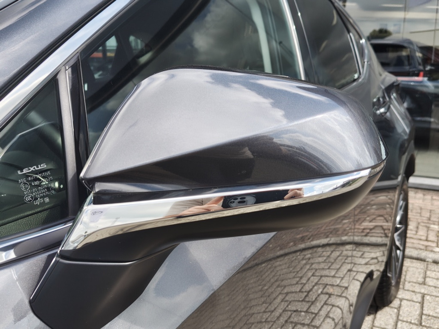 Foto van Lexus Lexus Nx450h+