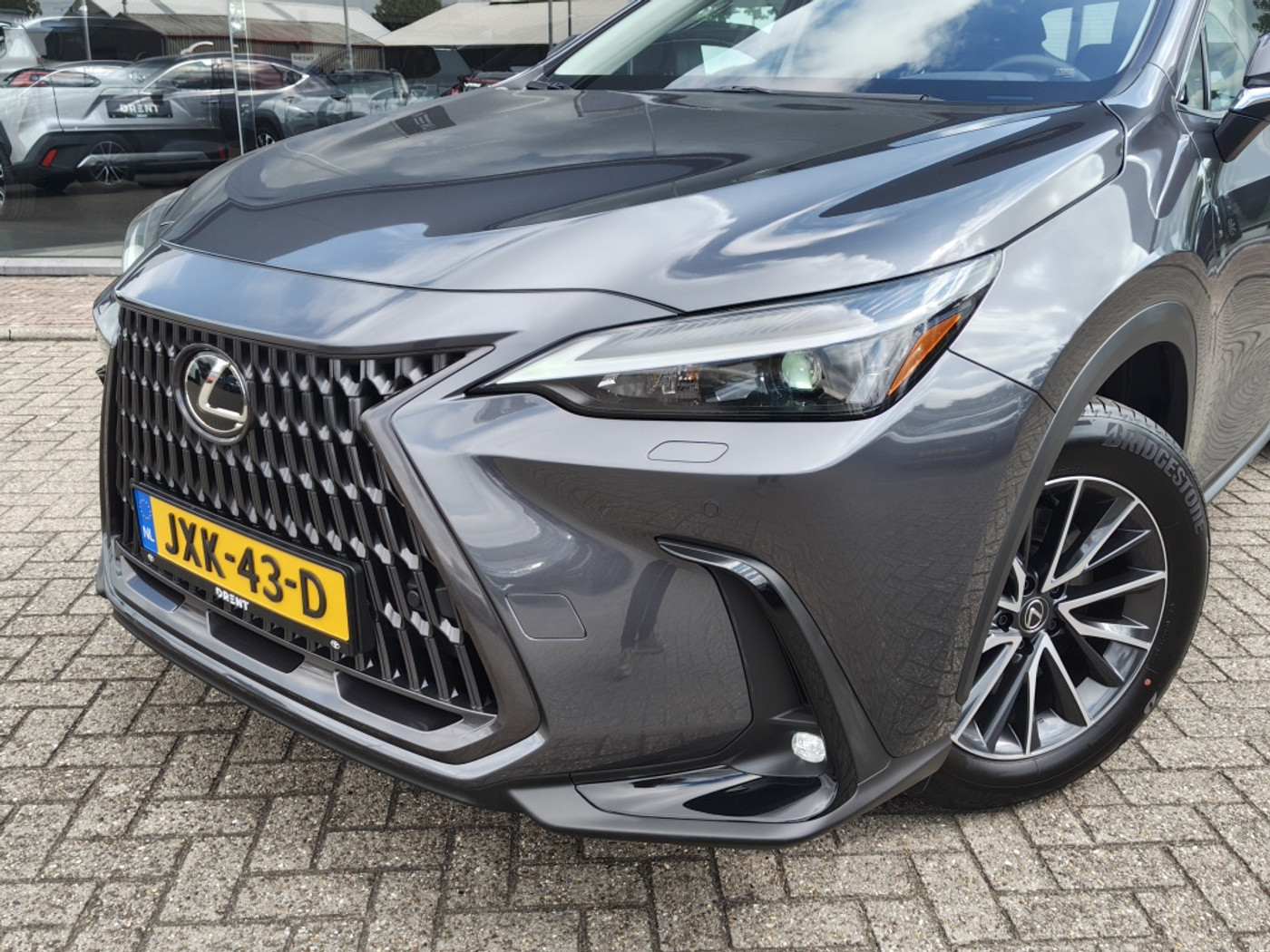Foto van Lexus Lexus Nx450h+