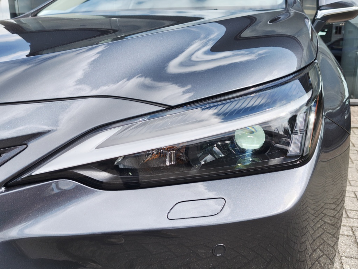 Foto van Lexus Lexus Nx450h+