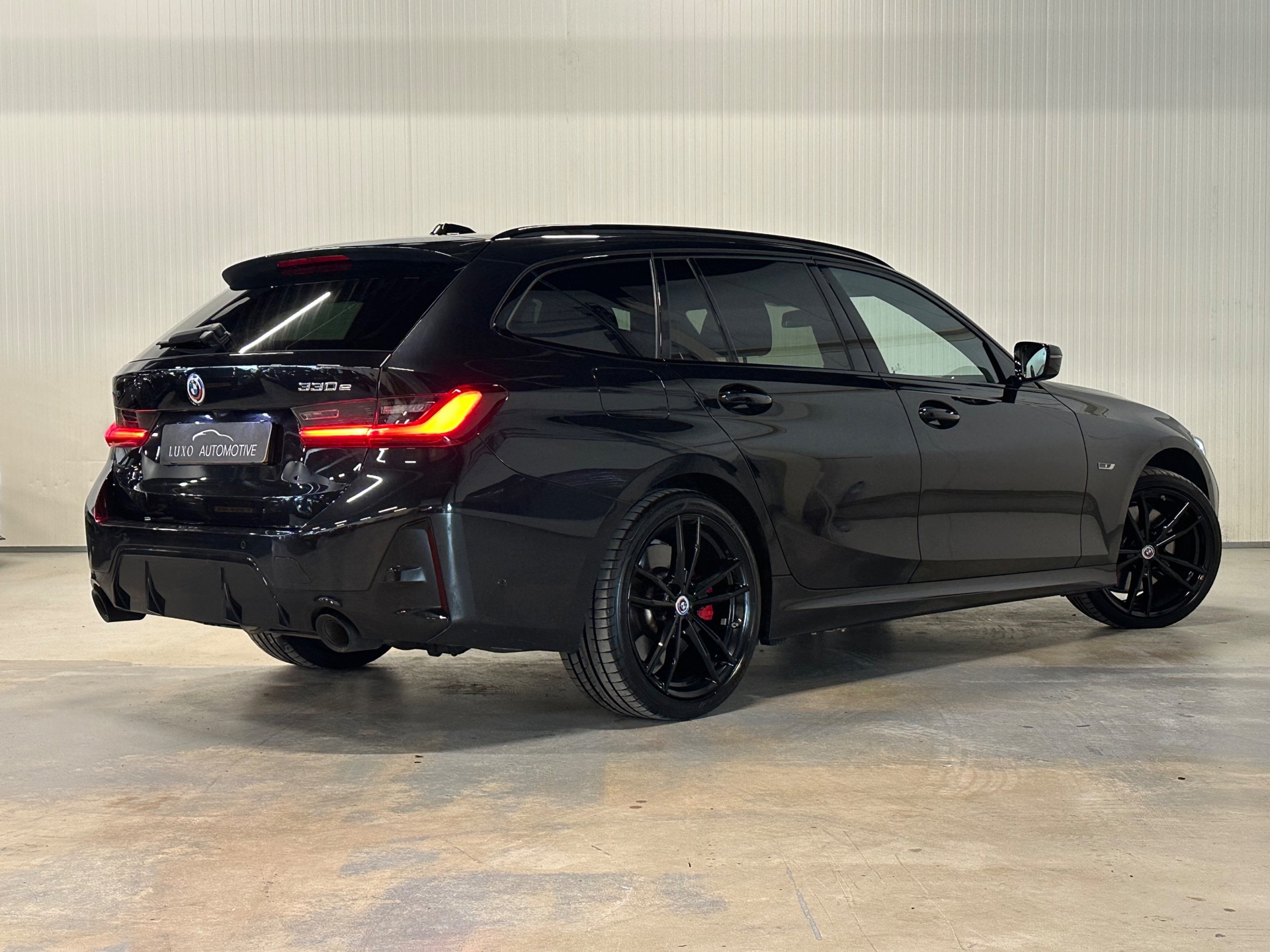 Foto van BMW 330e xDrive