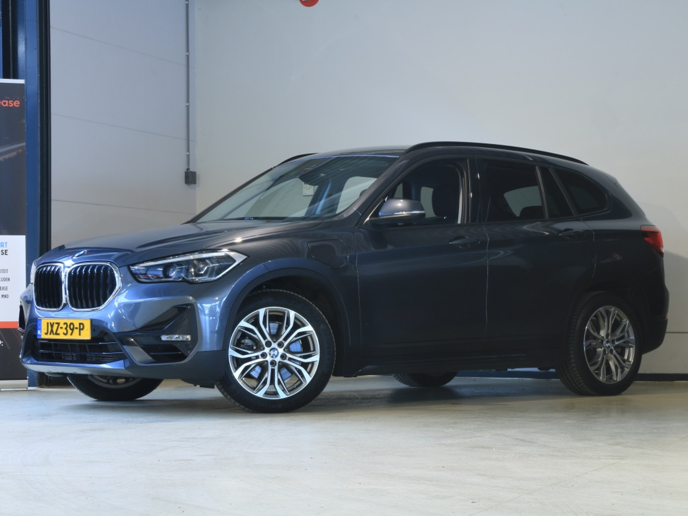 Foto van BMW X1 Xdrive25e
