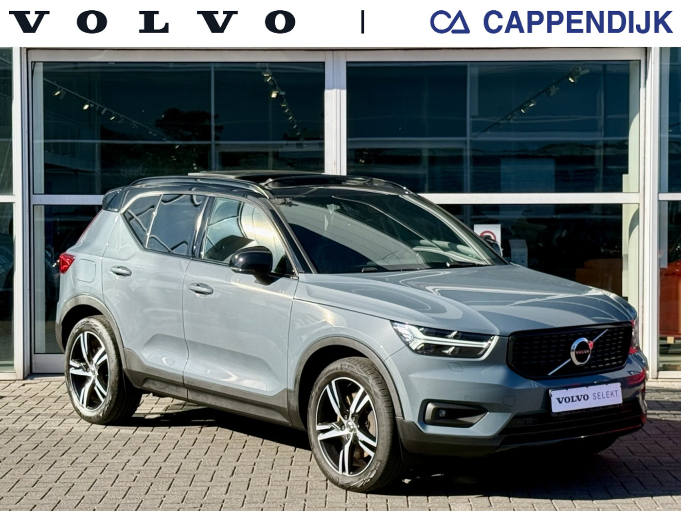 Volvo XC40 T4 211PK Recharge R-Design| Pano| Adap.Cruise| Trekhaak| Camera 2021 - voorkant