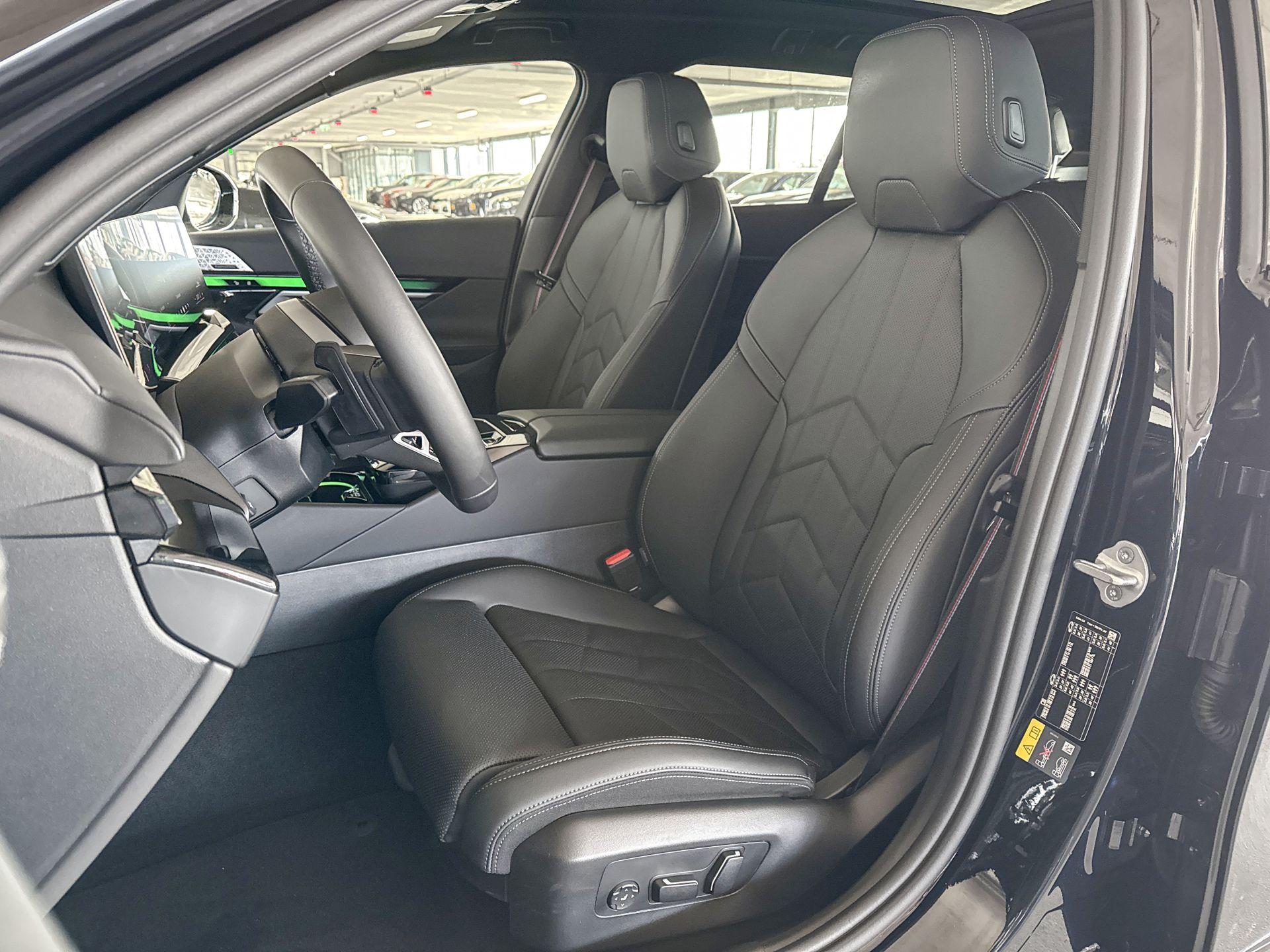 Foto van BMW 550e xDrive