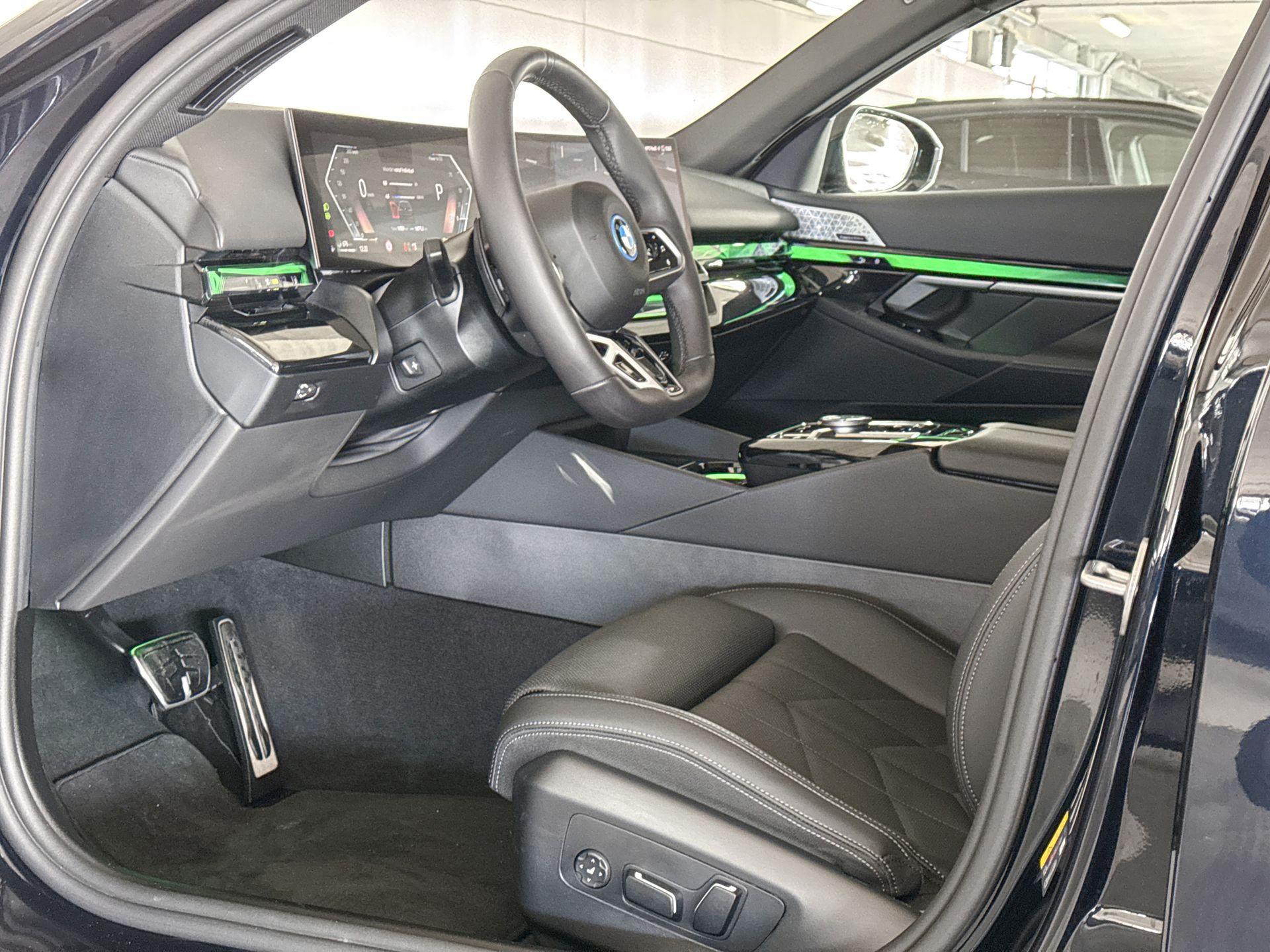 Foto van BMW 550e xDrive