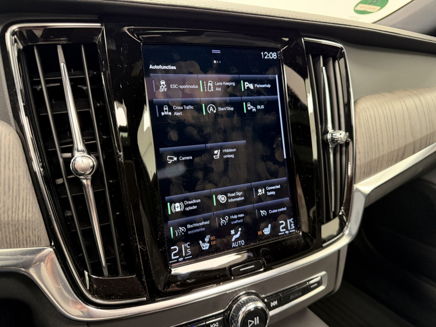 Foto van Volvo V90 Cross Country