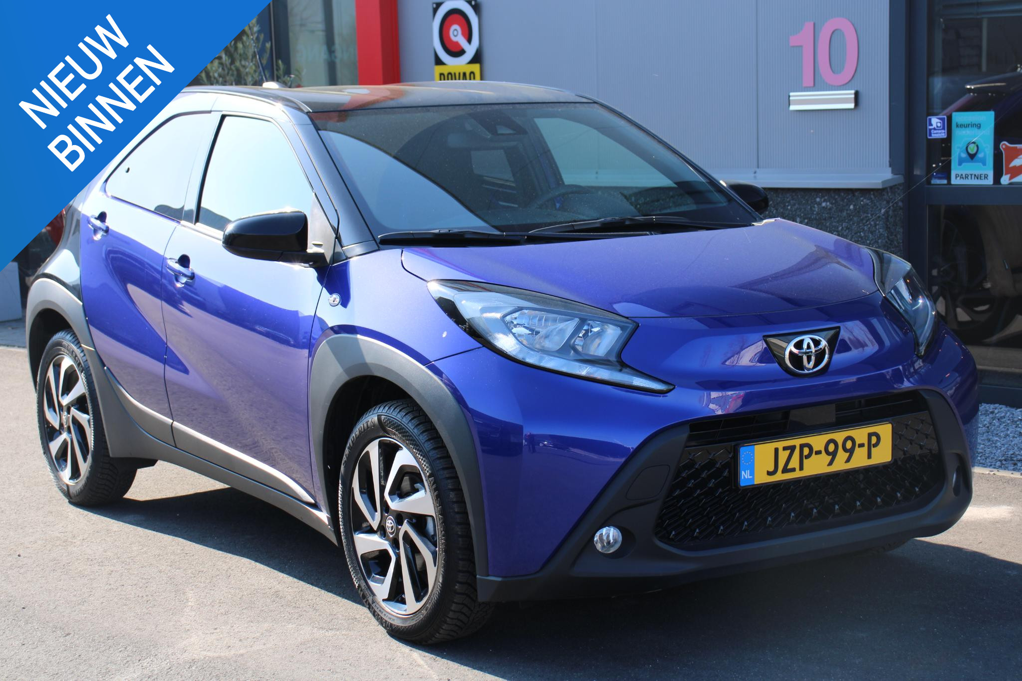 Toyota Toyota Aygo X 1.0 VVT-i MT Business 2025 - voorkant