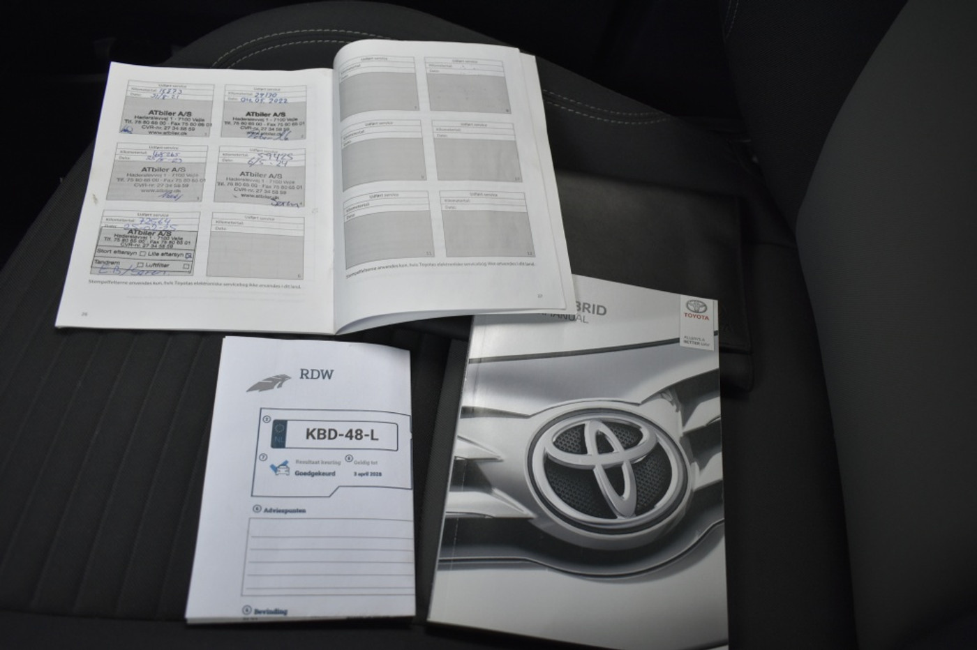 Foto van Toyota Toyota Yaris Hybrid