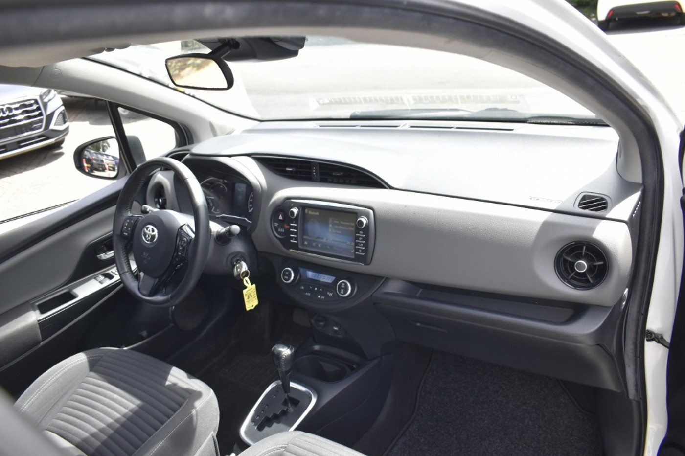 Foto van Toyota Toyota Yaris Hybrid