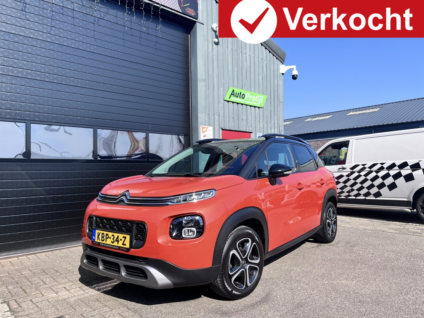 Citroen C3 Aircross 1.2 PT S&S Shine Navi|Carplay|Airco|PDC 2019 - voorkant