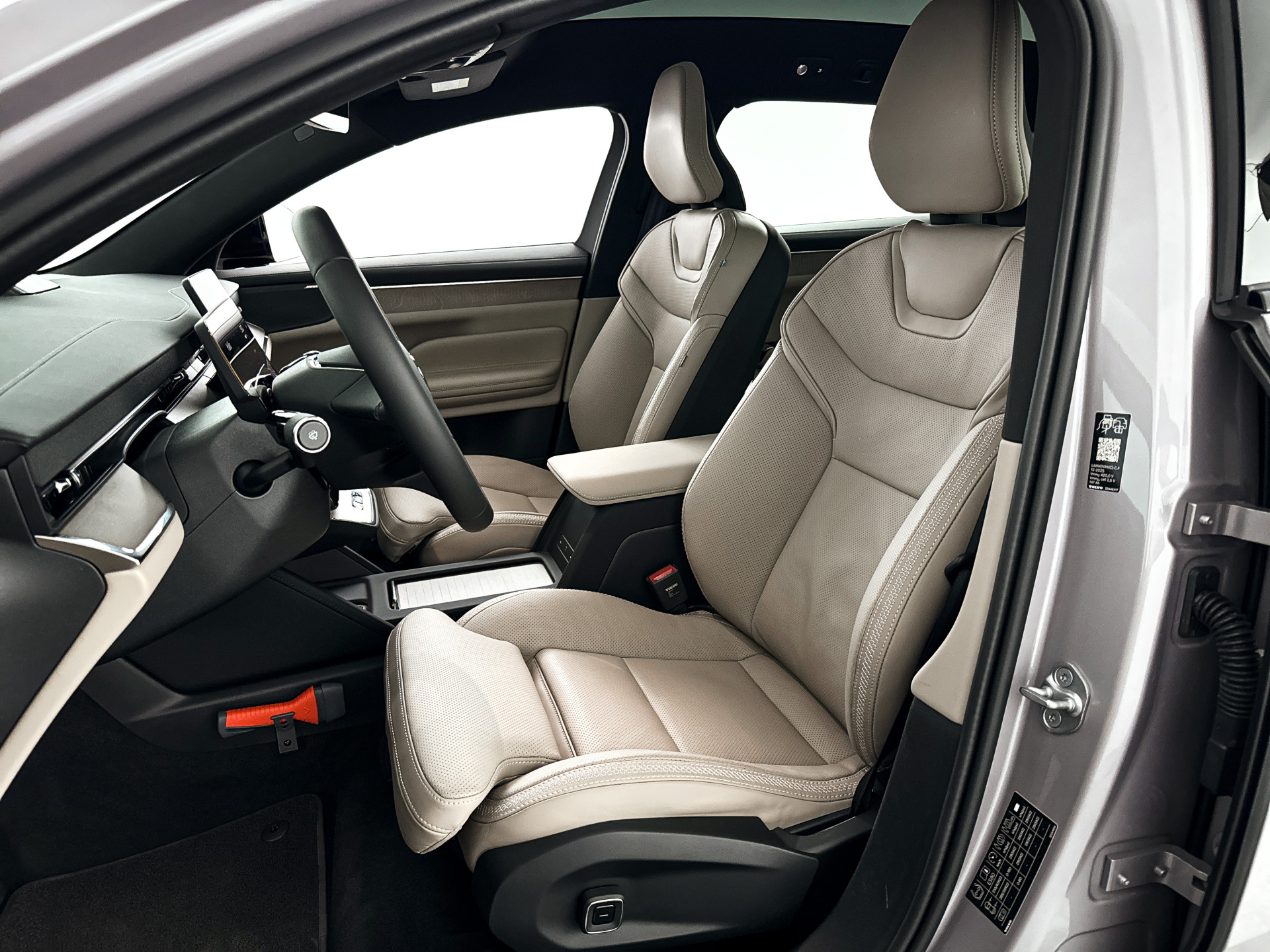 Foto van Volvo Es90