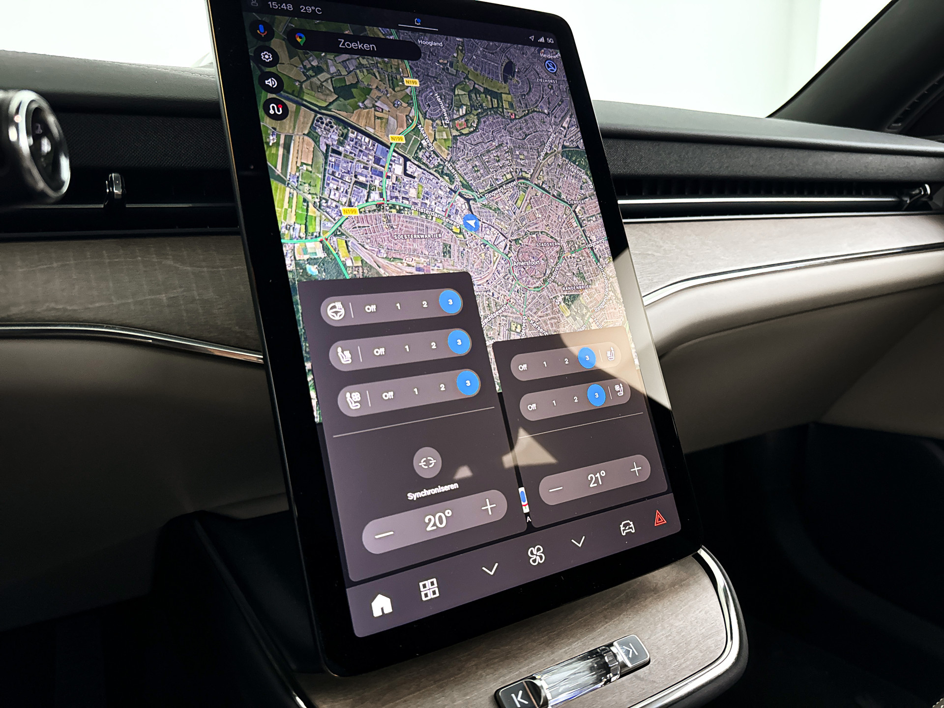 Foto van Volvo Es90