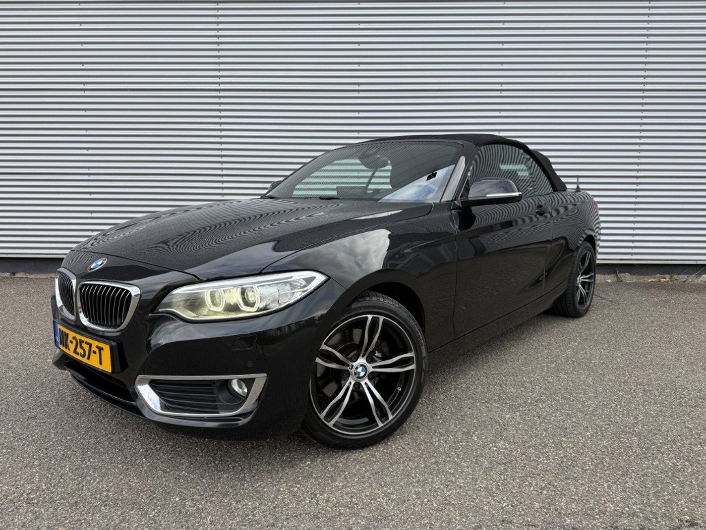 BMW 220i 220i Luxury Automaat Leer keyless Led Afneembare trekhaak 2015 - voorkant